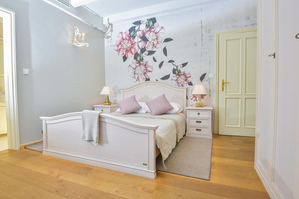 Hotel Draga Di Lovrana מראה חיצוני תמונה