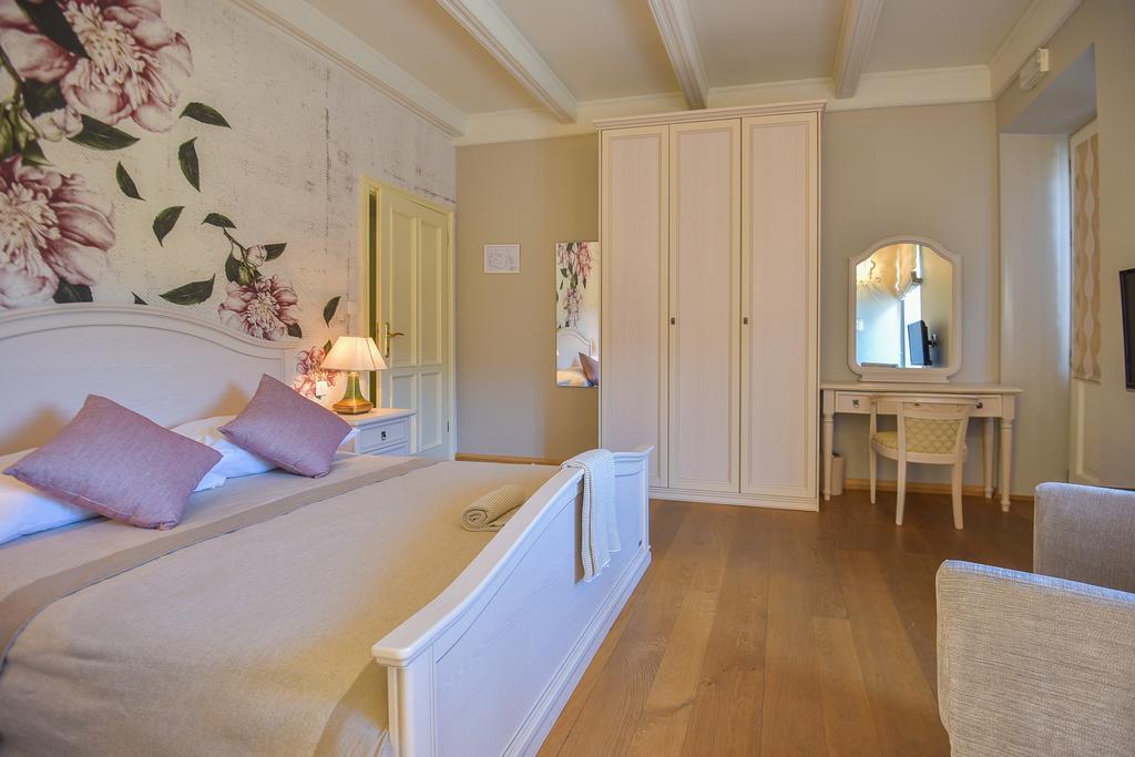 Hotel Draga Di Lovrana מראה חיצוני תמונה